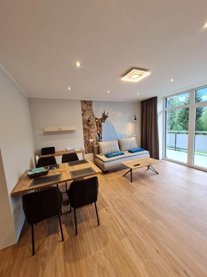 Ferienapartments Bensch - Haus Reiskofel Reisach Екстериор снимка